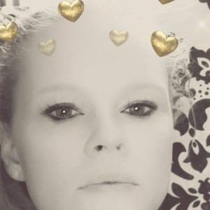 Meet your Posher, Dawn m